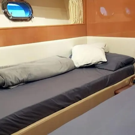 Sealine Whiteshell تورّيفيِخا