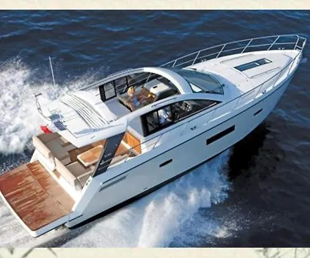 Sealine Whiteshell بوتيل تورّيفيِخا