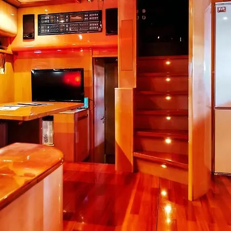 بوتيل Sealine Whiteshell *